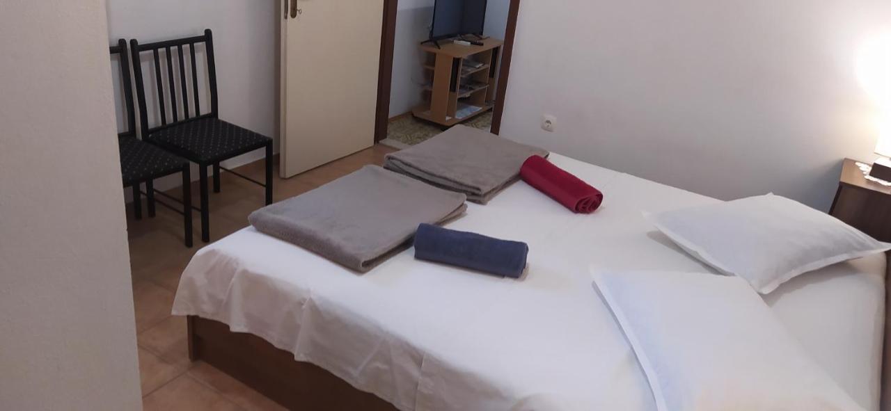 Apartments Ivka Омиш Экстерьер фото
