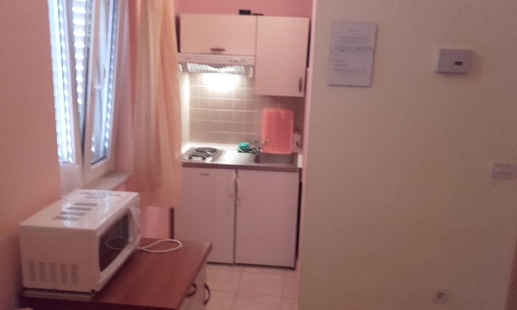 Apartments Ivka Омиш Экстерьер фото