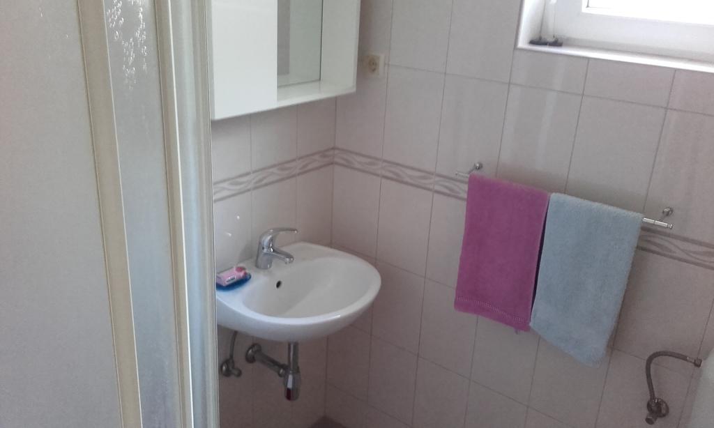 Apartments Ivka Омиш Экстерьер фото