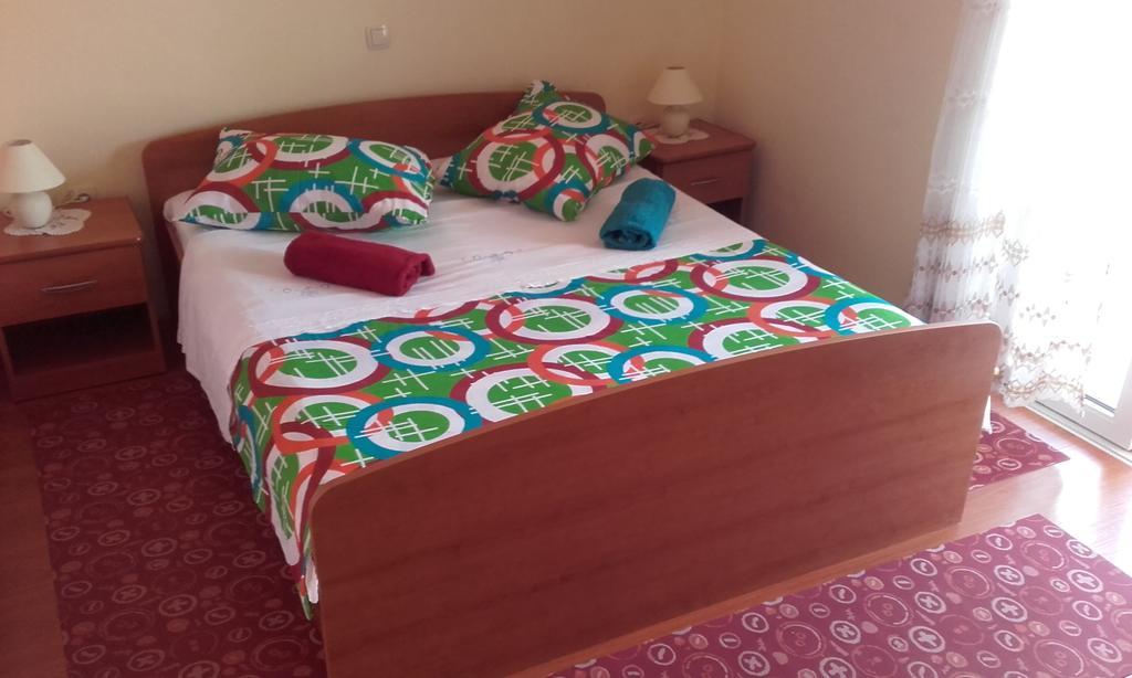 Apartments Ivka Омиш Экстерьер фото